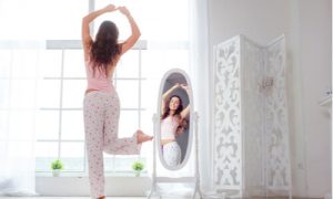avoid being self conscious about body