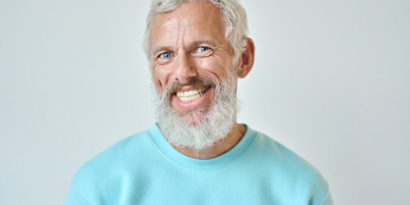 what does rotten teeth look like